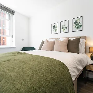 Charming In The Heart Of Vibrant Brighton